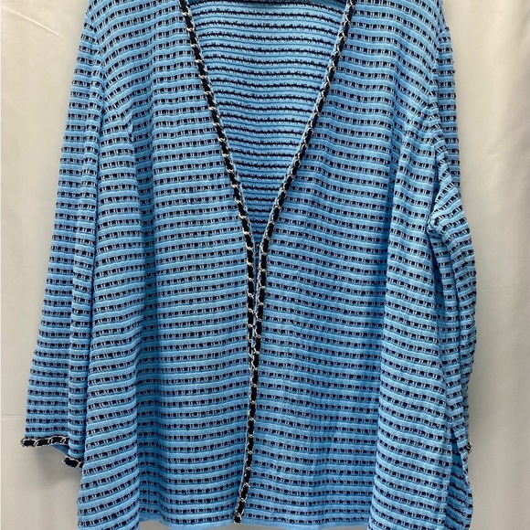 Ming Wang Sweaters - Ming Wang Women’s Light Blue and Black Textured Cardigan 2X Front Hook Closure